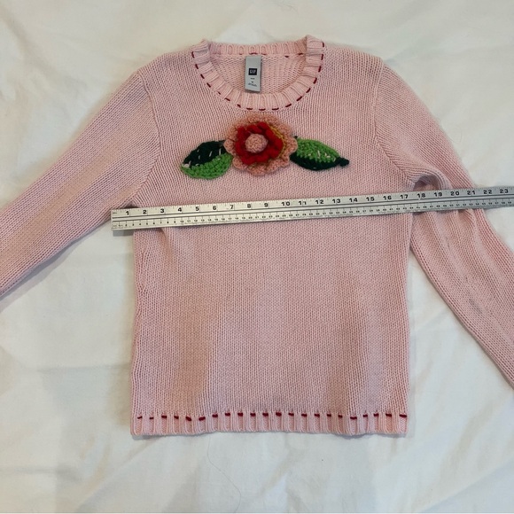 Pink coquette Rose sweater - Picture 4 of 13